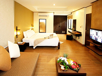 PHUKET ISLAND VIEW HOTEL 3*