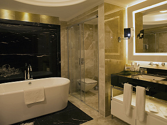  DOBEDAN EXCLUSIVE HOTEL & SPA 5*. Deluxe Royal Suite.