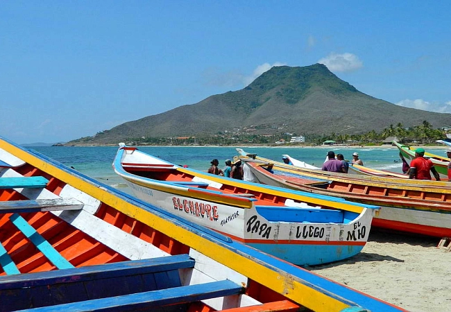 Ловцы жемчуга на пляже Playa El Tirano. Его здесь собирают более 800 лет.