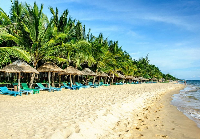 Фукуок – это многокилометровые песчаные пляжи