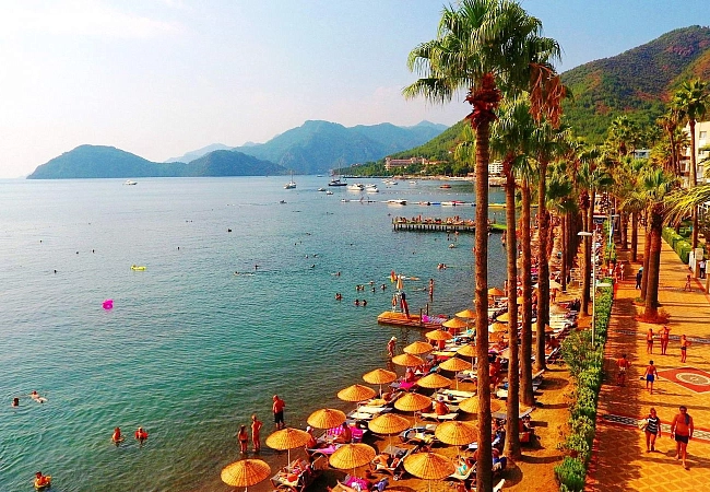 Пляжная линия в Мармарисе