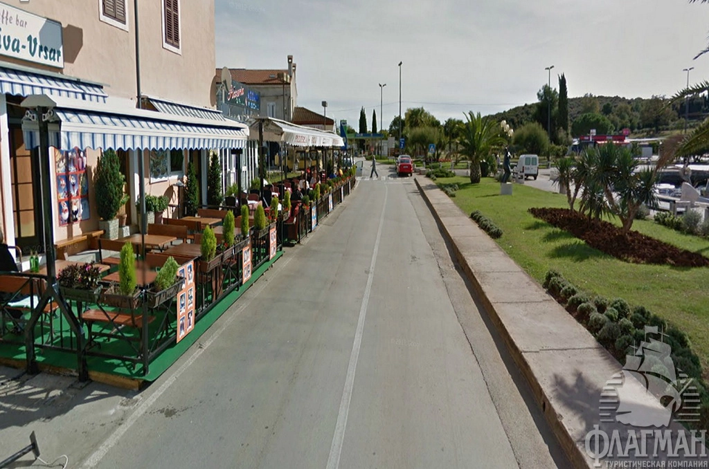 Ресторанчики_вдоль_набережной.