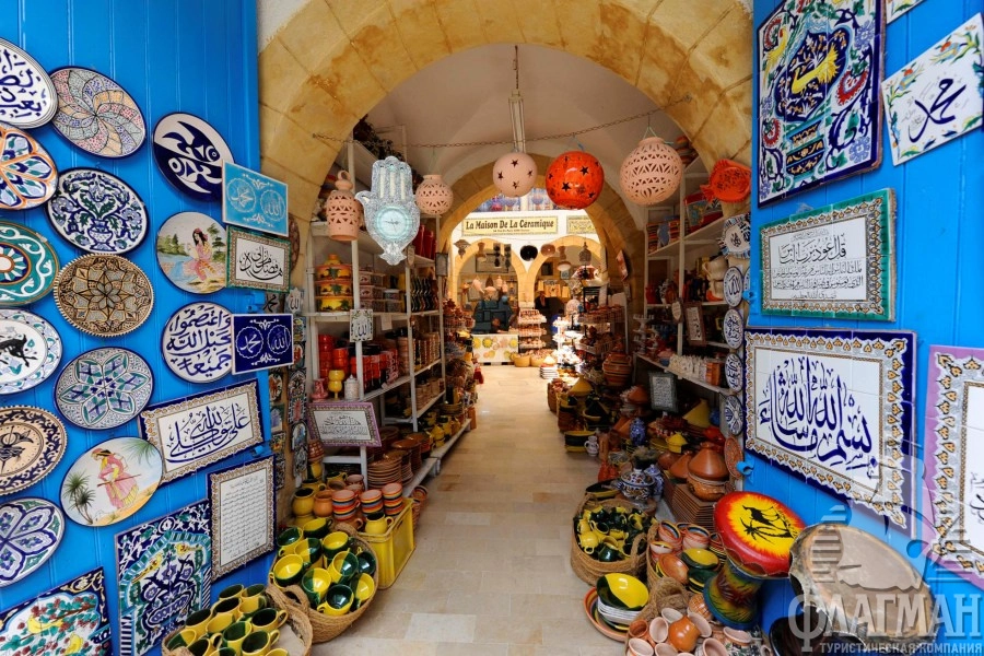 Торговля на улочках Медины