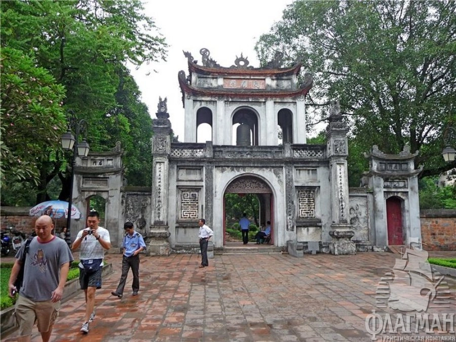 Храм литературы Ван Миеу в Ханое