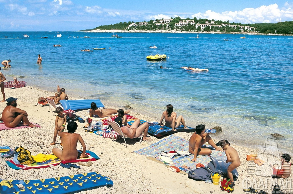 Пляж Кoversada - натуристическая Мекка.