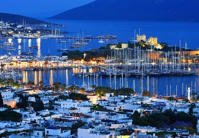 Бодрум - вечерняя панорама курорта