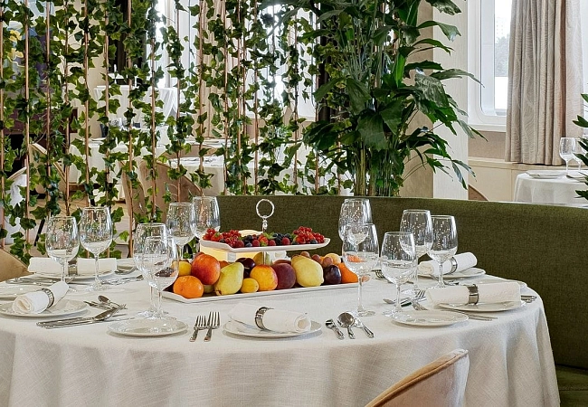 Теплоход "Мустай Карим"