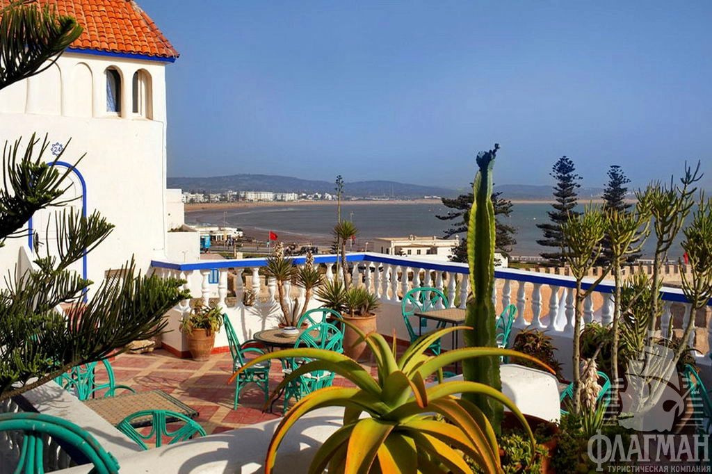 Типичная мароканская вилла с видом на пляж Эс-Сувейры