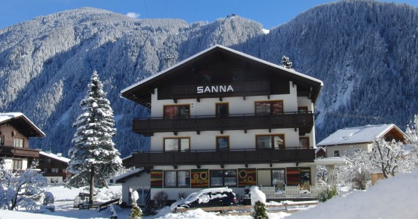 Отель SANNA PENSION Pens, Австрия, Тироль, Майрхофен. 