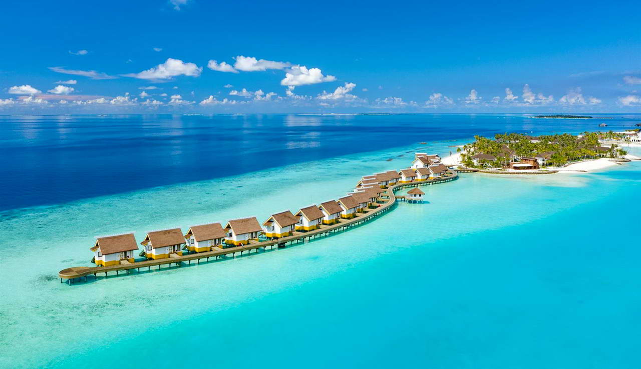 SAII LAGOON MALDIVES, CURIO COLLECTION BY HILTON 5*