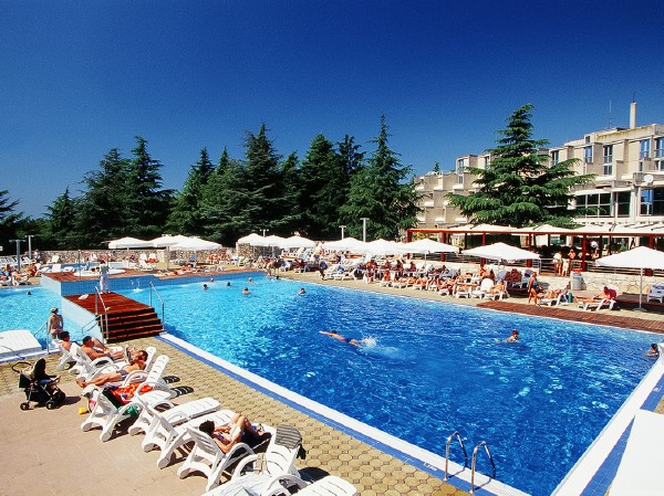 VALAMAR CRYSTAL 4*