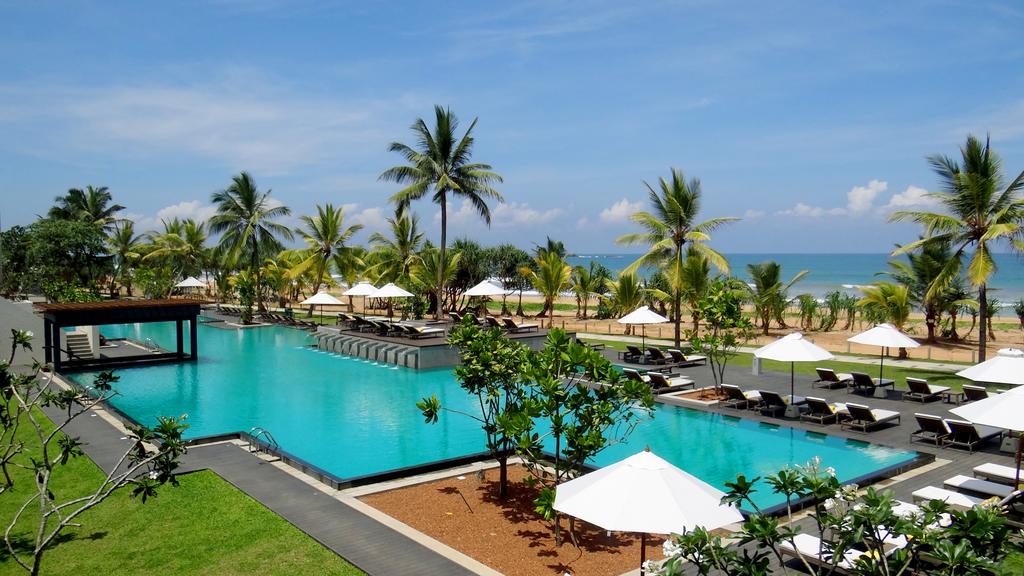 CENTARA CEYSANDS RESORT & SPA 4*