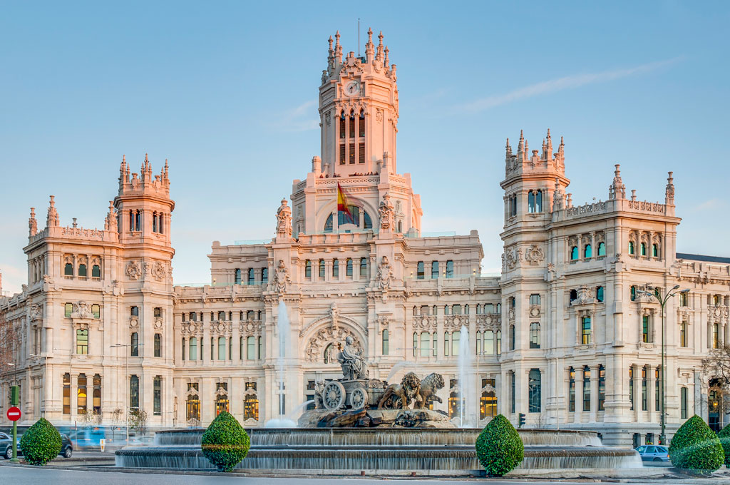 Мадрид - фонтан Сибелес.jpg