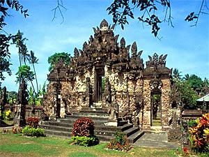 Бали. Храм в Убуде.