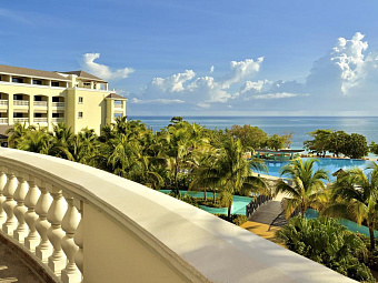 IBEROSTAR ROSE HALL BEACH 5*