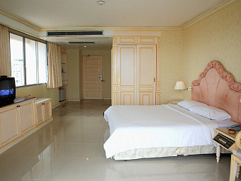 ADRIATIC PALACE PATTAYA 4*