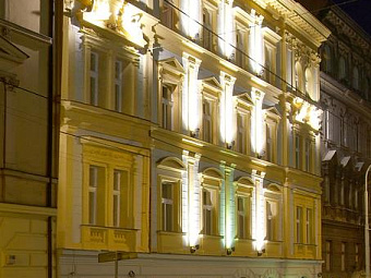 Отель ARISTON & ARISTON PATIO 4*