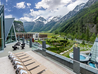 Отель AQUA DOME HOTEL 4*