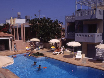 Отель MARILISA APARTHOTEL 3*