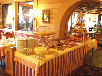 Отель PARKHOTEL SOELDEN 4*