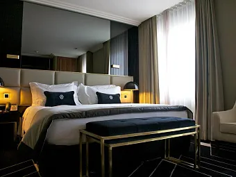 Отель ALTIS AVENIDA 5*