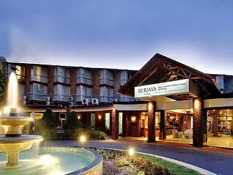 Отель BERJAYA BEAU VALLON BAY RESORT 4*