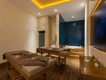 Отель SHERWOOD BREEZES RESORT HOTEL 5*