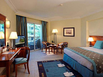 Отель AMWAJ BLUE BEACH RESORT & SPA 5*
