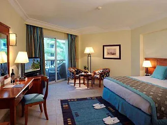 Отель AMWAJ BLUE BEACH RESORT & SPA 5*