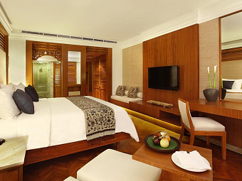 NUSA DUA BEACH HOTEL & SPA 5*