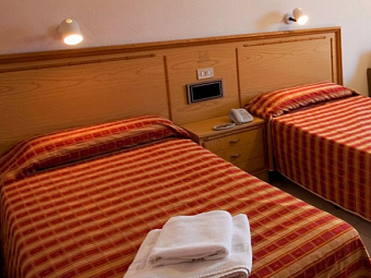BE SMART FLORIDA PLAZA Apts 3*