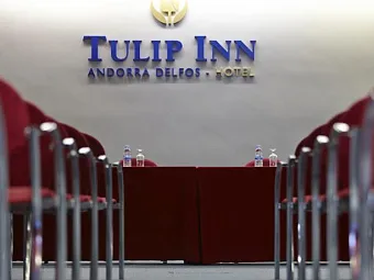 Отель TULIP INN ANDORRA DELFOS HOTEL 4*