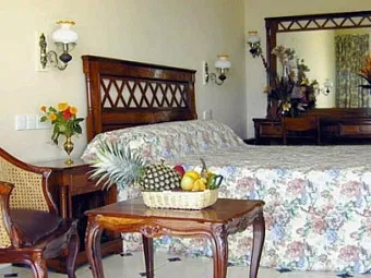 Отель PALM BEACH HOTEL PRASLIN 3*