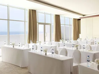 Отель RADISSON BLU RESORT FUJAIRAH 5*
