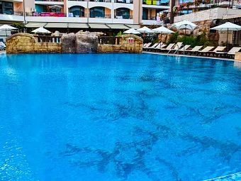  Отель KAROLINA 4*