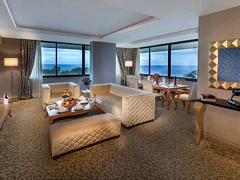 AMARA LUXURY RESORT & VILLAS 5*