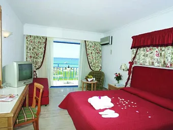 Отель MITSIS RINELA BEACH RESORT & SPA 5*