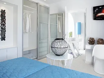  Отель SO NICE BOUTIQUE SUITES 4*