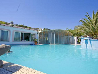 CASTIGLIONE VILLAGE HOTEL 4*