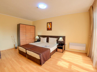 KAMELIA APARTHOTEL 4*