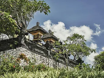 Отель FOUR SEASONS JIMBARAN 5*LUXE