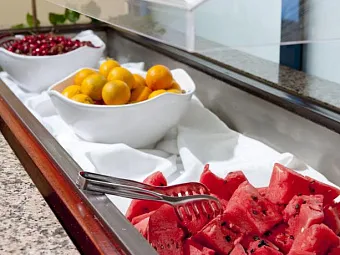 Отель SLAVUNA 3*