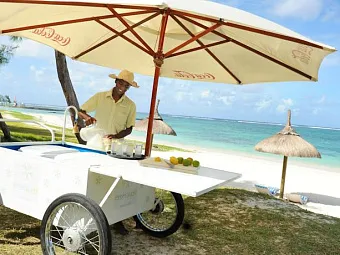 Отель EMERAUDE BEACH ATTITUDE 3*