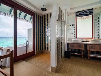 SAII LAGOON MALDIVES, CURIO COLLECTION BY HILTON 5*