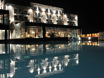 AVALA GRAND LUXURY SUITES 4*