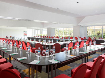 Отель IBIS STYLES BALI BENOA 3*