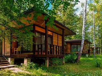 ФОРЕСТА ФЕСТИВАЛЬ ПАРК 4*, коттеджи.