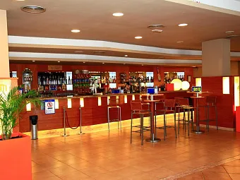 OHTELS VILLA ROMANA 4* (ех VILLA ROMANA)