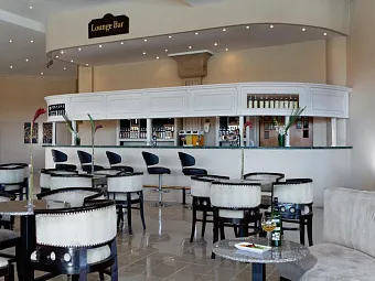 Lounge Bar