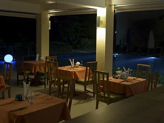 Отель ACAJOU BEACH RESORT 3*
